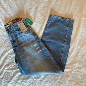 Cinch Barrel Levi’s Jean